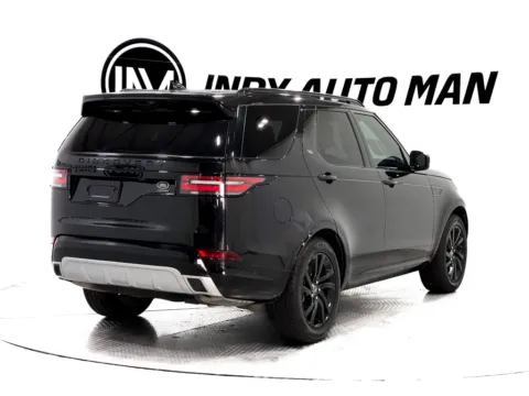 More photos of 2020 Land Rover Discovery Landmark Edition at Indy Auto Man - Indianapolis, IN