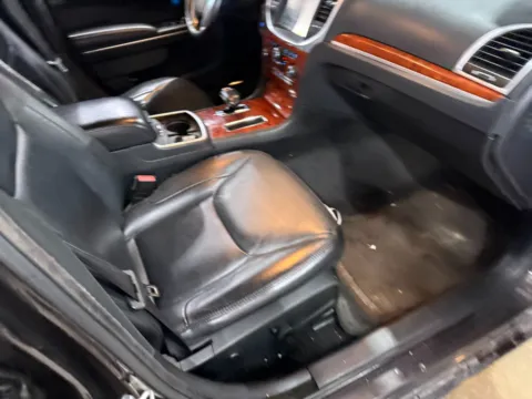 More photos of 2012 Chrysler 300 Limited at Indy Auto Man - Indianapolis, IN