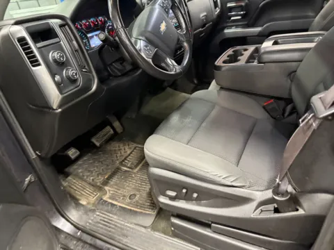 More photos of 2014 Chevrolet Silverado 1500 LT LT1 at Indy Auto Man - Indianapolis, IN