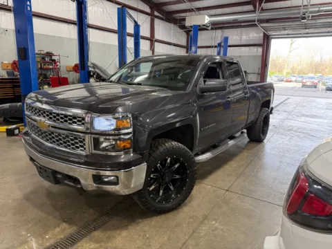 Photos of 2014 Chevrolet Silverado 1500 LT LT1 for sale in Indianapolis, IN at Indy Auto Man - Indianapolis