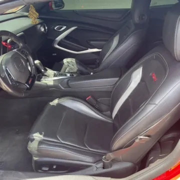 More photos of 2020 Chevrolet Camaro SS 2SS at Indy Auto Man - Indianapolis, IN