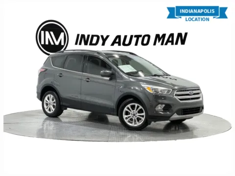 Gray 2018 Ford Escape SE for sale in Indianapolis, IN