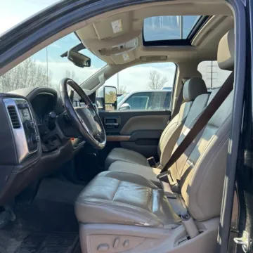 More photos of 2017 Chevrolet Silverado 1500 LTZ 1LZ at Indy Auto Man - Indianapolis, IN