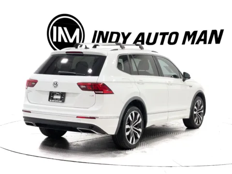 More photos of 2018 Volkswagen Tiguan 2.0T SEL Premium at Indy Auto Man - Indianapolis, IN