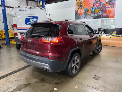 Another view of 2020 Jeep Cherokee Limited for sale in Indianapolis, IN at Indy Auto Man - Indianapolis