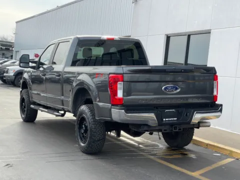 More photos of 2019 Ford F-350SD XL at Indy Auto Man - Indianapolis, IN