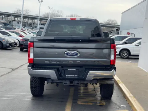 More photos of 2019 Ford F-350SD XL at Indy Auto Man - Indianapolis, IN