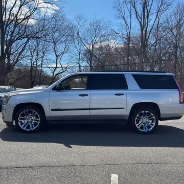 More photos of 2017 Cadillac Escalade ESV Luxury at Indy Auto Man - Indianapolis, IN