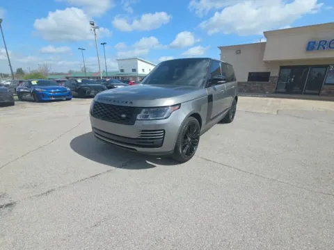 Photos of 2019 Land Rover Range Rover 5.0L V8 Supercharged for sale in Indianapolis, IN at Indy Auto Man - Indianapolis