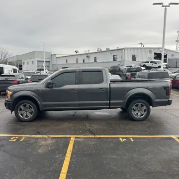 More photos of 2018 Ford F-150 XLT at Indy Auto Man - Indianapolis, IN