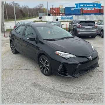 Black 2017 Toyota Corolla SE for sale in Indianapolis, IN