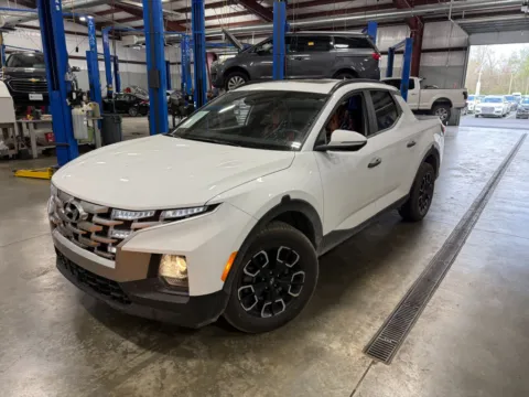 Photos of 2022 Hyundai Santa Cruz SEL for sale in Indianapolis, IN at Indy Auto Man - Indianapolis