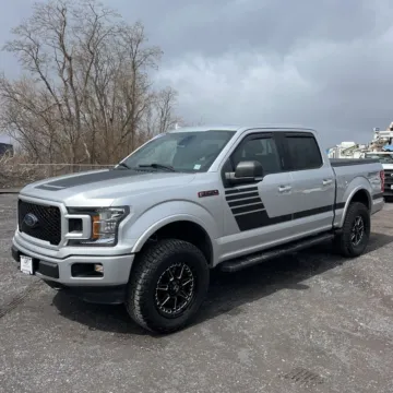 Photos of 2018 Ford F-150 XLT for sale in Indianapolis, IN at Indy Auto Man - Indianapolis