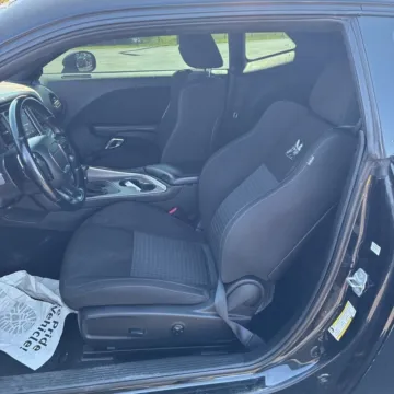 More photos of 2020 Dodge Challenger R/T Scat Pack at Indy Auto Man - Indianapolis, IN