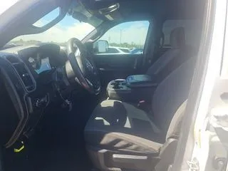 More photos of 2021 Ram 2500 Tradesman at Indy Auto Man - Indianapolis, IN