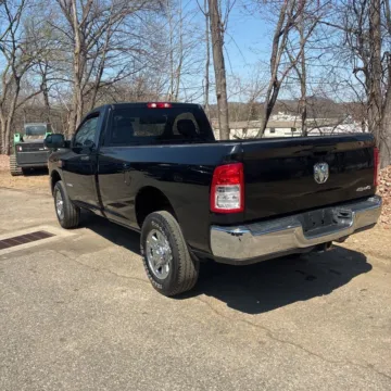 More photos of 2021 Ram 2500 Tradesman at Indy Auto Man - Indianapolis, IN