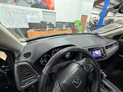 More photos of 2017 Honda HR-V LX at Indy Auto Man - Indianapolis, IN