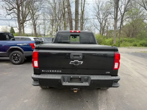 More photos of 2018 Chevrolet Silverado 1500 LTZ 2LZ at Indy Auto Man - Indianapolis, IN
