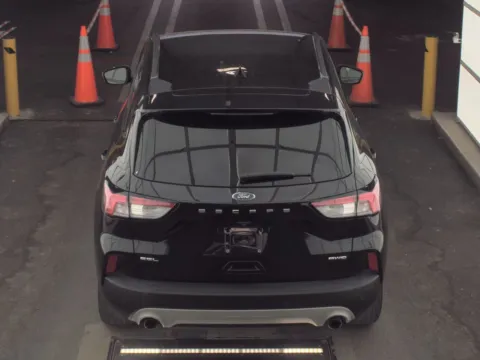 More photos of 2020 Ford Escape SEL at Indy Auto Man - Indianapolis, IN