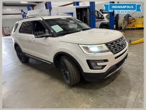 White 2016 Ford Explorer XLT for sale in Indianapolis, IN