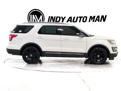 Another view of 2016 Ford Explorer XLT for sale in Indianapolis, IN at Indy Auto Man - Indianapolis