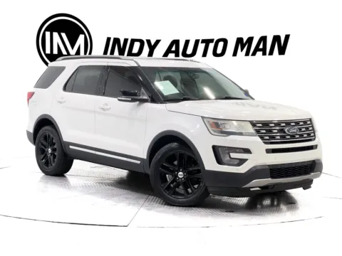 Photos of 2016 Ford Explorer XLT for sale in Indianapolis, IN at Indy Auto Man - Indianapolis