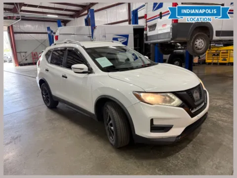 White 2017 Nissan Rogue SV for sale in Indianapolis, IN