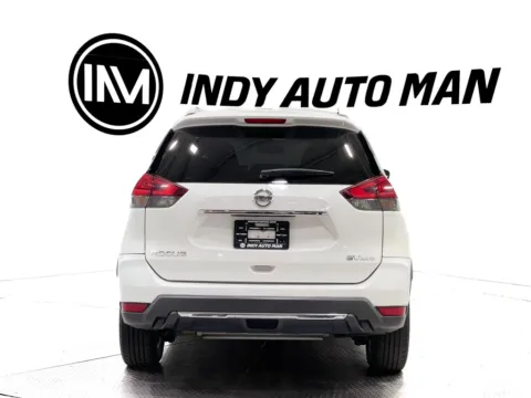 More photos of 2017 Nissan Rogue SV at Indy Auto Man - Indianapolis, IN