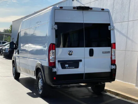 More photos of 2023 Ram ProMaster 2500 High Roof at Indy Auto Man - Indianapolis, IN