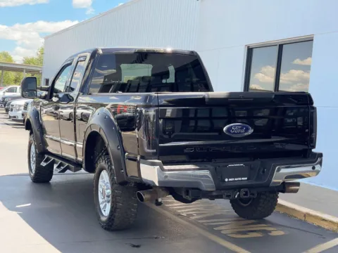 More photos of 2019 Ford F-250SD XLT at Indy Auto Man - Indianapolis, IN