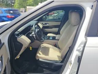 More photos of 2018 Land Rover Range Rover Velar SE R-Dynamic at Indy Auto Man - Indianapolis, IN