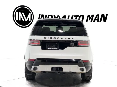 More photos of 2020 Land Rover Discovery Landmark Edition at Indy Auto Man - Indianapolis, IN