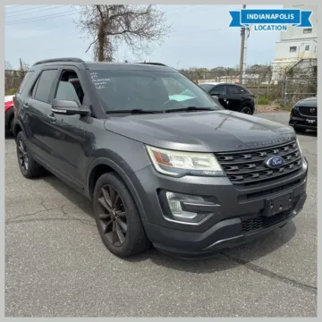 Gray 2017 Ford Explorer XLT for sale in Indianapolis, IN