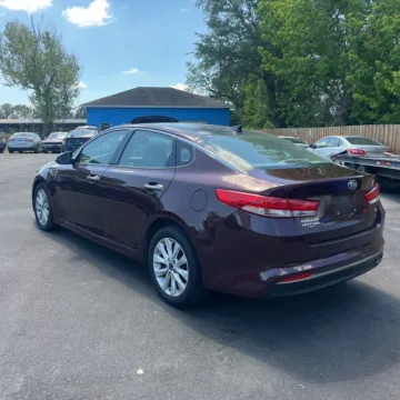 More photos of 2017 Kia Optima EX at Indy Auto Man - Indianapolis, IN