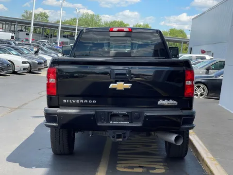 More photos of 2019 Chevrolet Silverado 2500HD High Country at Indy Auto Man - Indianapolis, IN