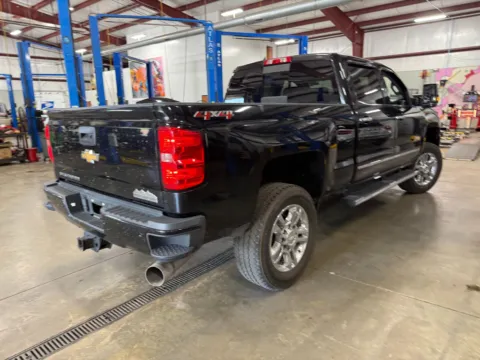 Another view of 2019 Chevrolet Silverado 2500HD High Country for sale in Indianapolis, IN at Indy Auto Man - Indianapolis