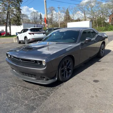 Photos of 2022 Dodge Challenger GT for sale in Indianapolis, IN at Indy Auto Man - Indianapolis
