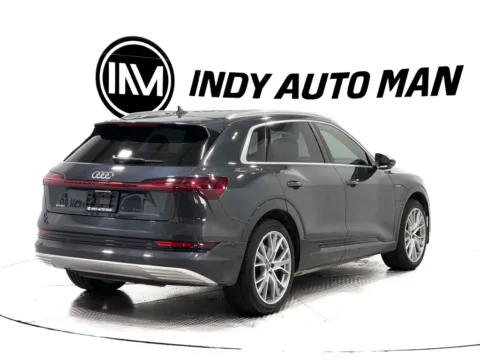 More photos of 2019 Audi e-tron Prestige quattro at Indy Auto Man - Indianapolis, IN