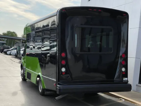 More photos of 2018 Ford Transit-350  156 WB at Indy Auto Man - Indianapolis, IN