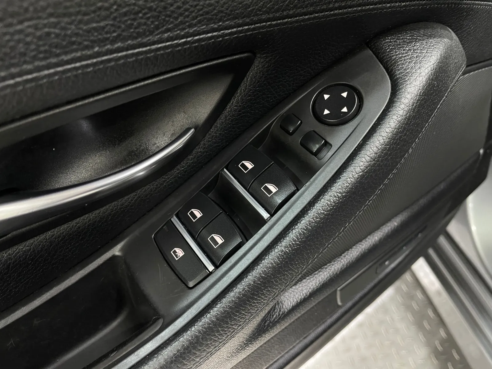 View 16