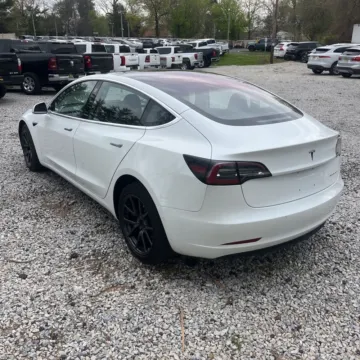 More photos of 2018 Tesla Model 3 Long Range at Indy Auto Man - Indianapolis, IN