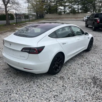 Another view of 2018 Tesla Model 3 Long Range for sale in Indianapolis, IN at Indy Auto Man - Indianapolis