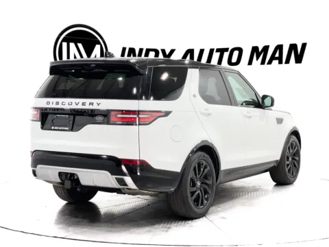 More photos of 2020 Land Rover Discovery Landmark Edition at Indy Auto Man - Indianapolis, IN
