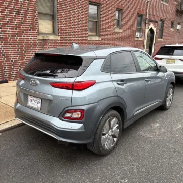 Another view of 2020 Hyundai Kona Electric Limited for sale in Indianapolis, IN at Indy Auto Man - Indianapolis