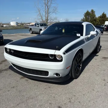 Photos of 2019 Dodge Challenger R/T for sale in Indianapolis, IN at Indy Auto Man - Indianapolis