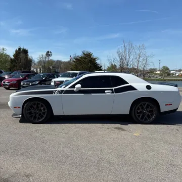 More photos of 2019 Dodge Challenger R/T at Indy Auto Man - Indianapolis, IN