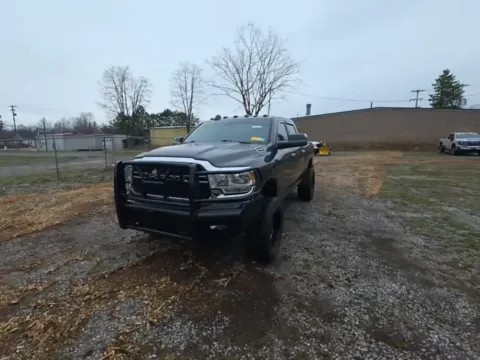Photos of 2019 Ram 2500 Big Horn for sale in Indianapolis, IN at Indy Auto Man - Indianapolis