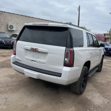 More photos of 2020 GMC Yukon SLT at Indy Auto Man - Indianapolis, IN