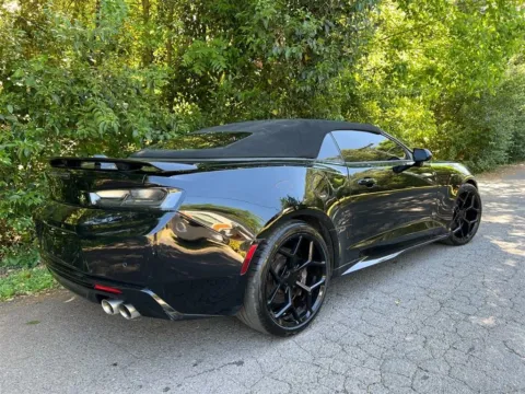 More photos of 2018 Chevrolet Camaro SS 2SS at Indy Auto Man - Indianapolis, IN