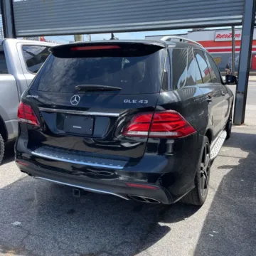 More photos of 2018 Mercedes-Benz GLE 43 AMG 4MATIC at Indy Auto Man - Indianapolis, IN